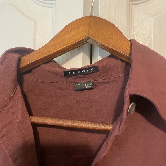 Button up top - Picture 3 of 3